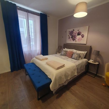 Apartment Kety Pula Eksteriør billede